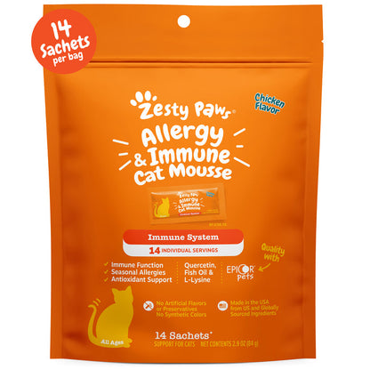 Orange Zesty Paw pouch containing 14 sachets of Allergy & Immune Cat Mousse in chicken flavor.