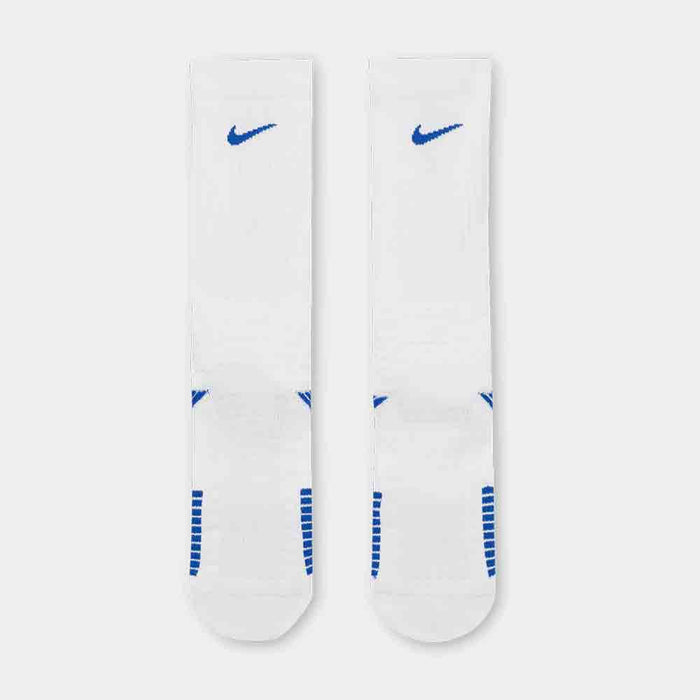 Front view of the Nike Elite 2.0 Crew Socks.