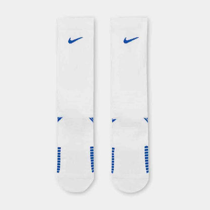 Front view of the Nike Elite 2.0 Crew Socks.