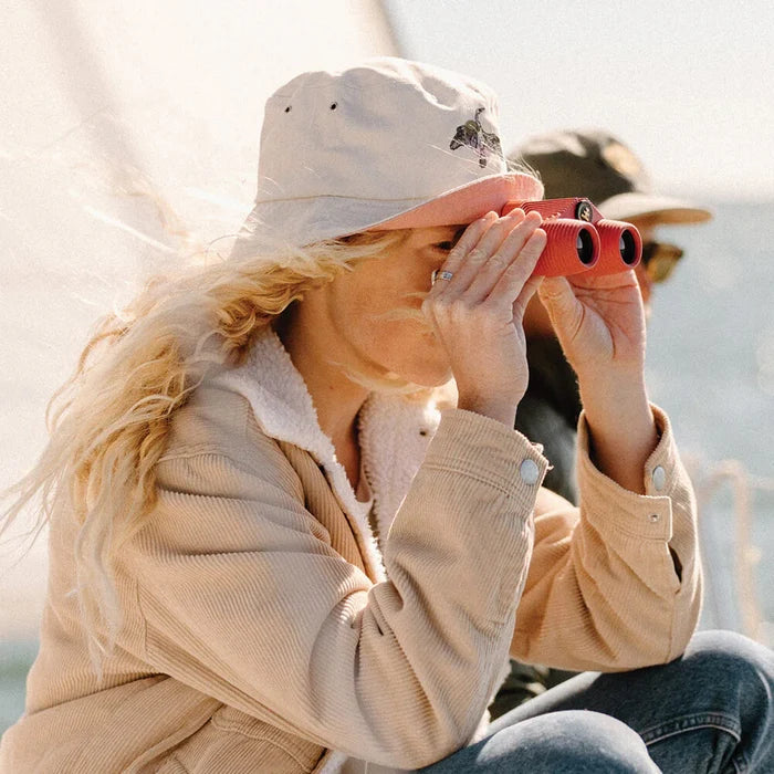the Standard Issue is the binocular you wished you had all along. Top shelf optics in a compact go-anywhere package.

Waterproof + fog proof
Designed for Max Grip And Protection
Best in Class Optics
