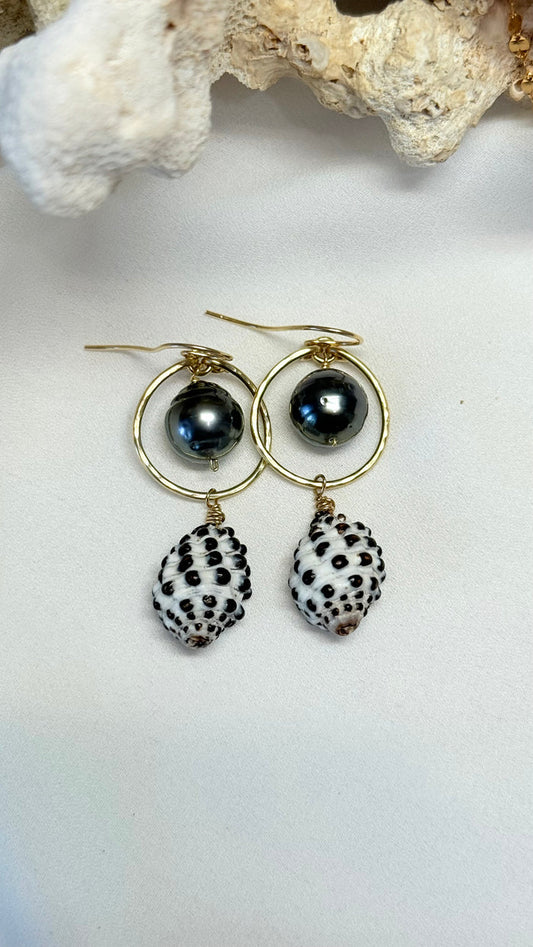 GILLIAN shell earrings - Mulberry drupe
