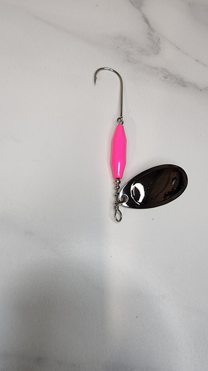 Hot Pink / #4 Black Nickel  Blade