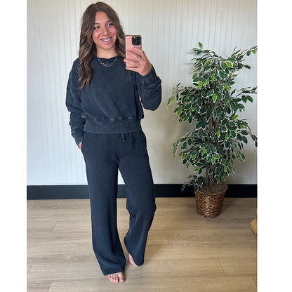 Mineral Wash Luxe Cropped Sweatshirt