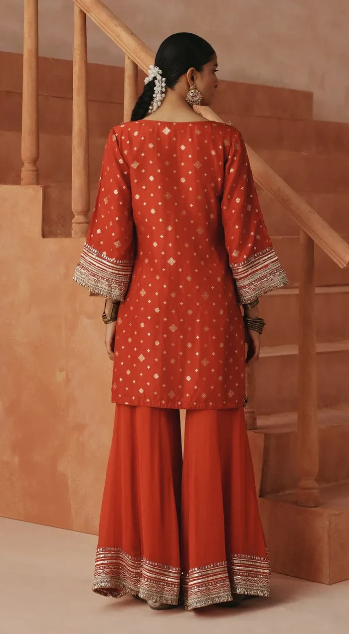 Rust Rogue Suit