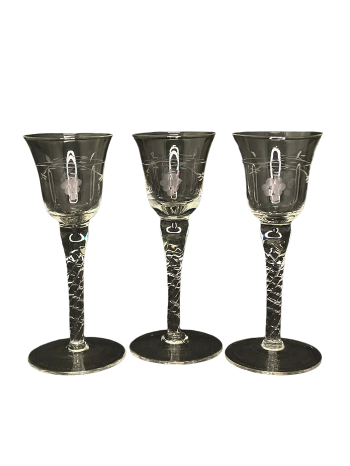Set of 3 Vintage Grape and Vine Stemmed Glasses.