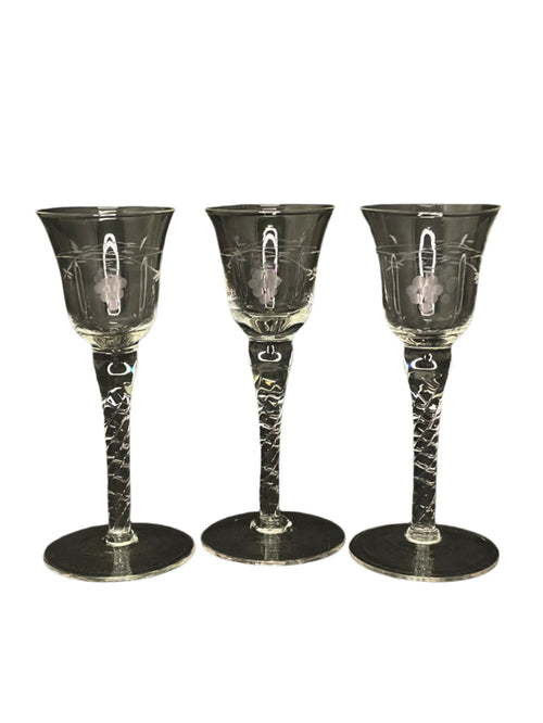 Set of 3 Vintage Grape and Vine Stemmed Glasses.