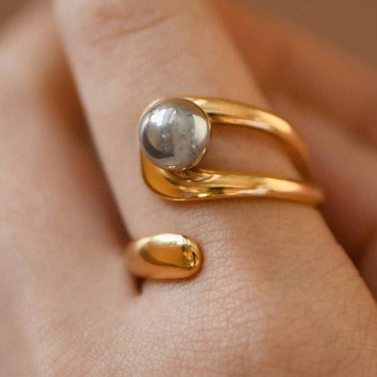 The Macy Ring