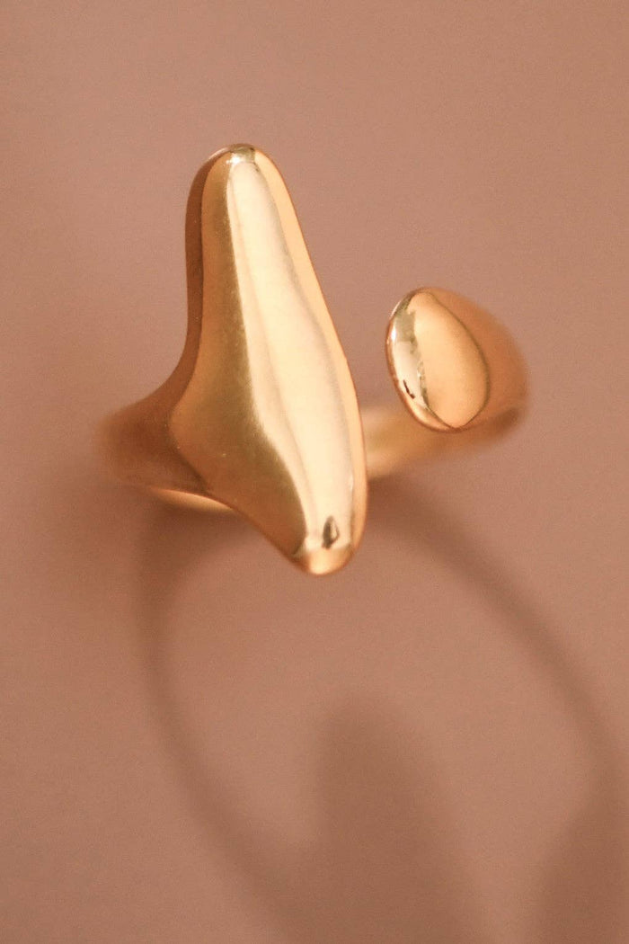 The Sara Ring